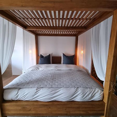 Le Cocoon - Jacuzzi, Sauna Et Piscine Privee Carpentras Ngoại thất bức ảnh