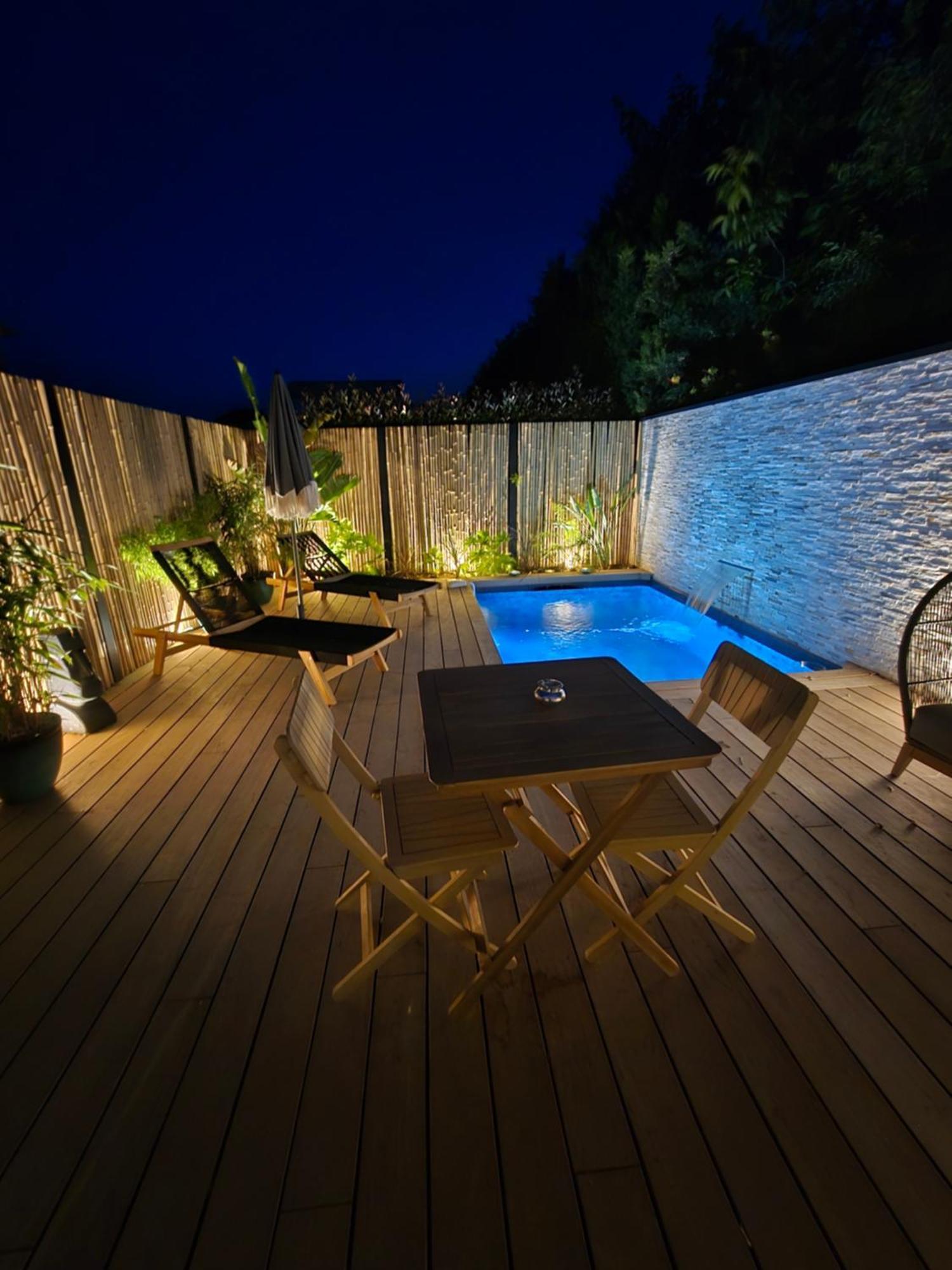 Le Cocoon - Jacuzzi, Sauna Et Piscine Privee Carpentras Ngoại thất bức ảnh